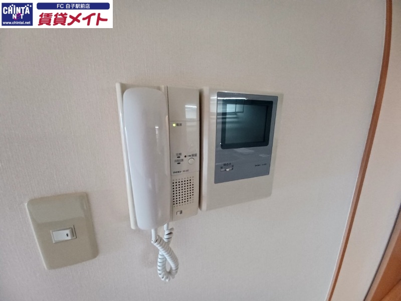 セキュリティ　同物件別部屋写真