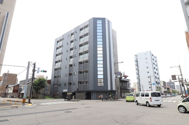 建物外観　建物外観