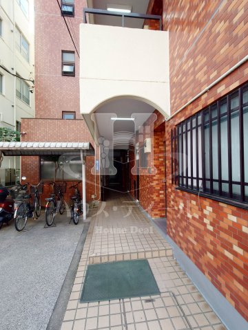 エントランス　毎日通るエントランスはこのようになっています