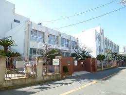 中学校　大阪市立放出中学校（中学校）まで481m
