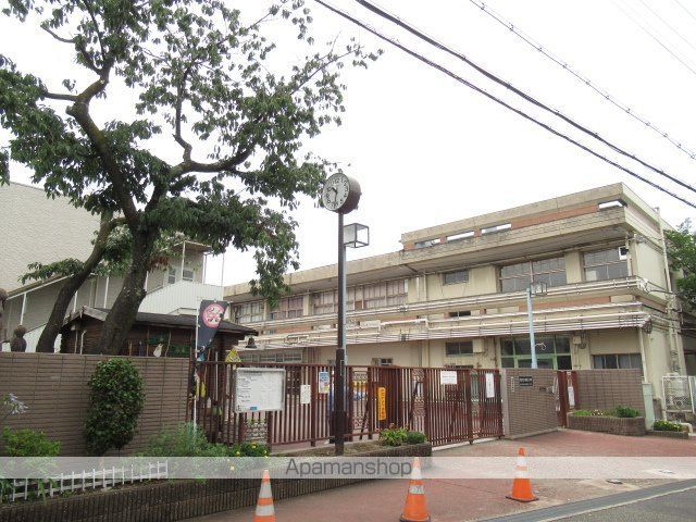 小学校　吹田市立千里第三小学校（小学校）まで356m