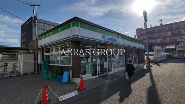 コンビニ　ファミリーマート 南大塚駅北口店（コンビニ）まで142m