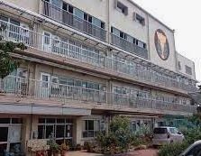 小学校　市川市立宮田小学校（小学校）まで560m