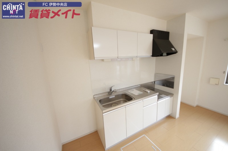 キッチン　同型参考写真です