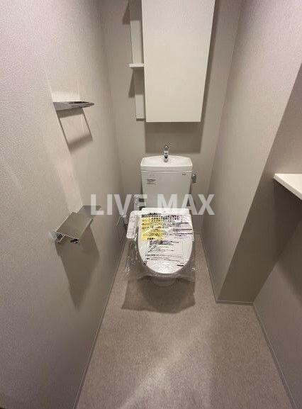 トイレ　別号室参考写真