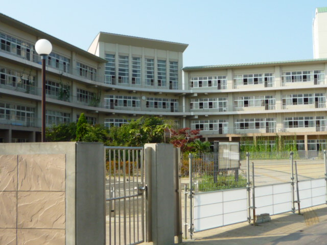 小学校　仙台市立七郷小学校（小学校）まで340m