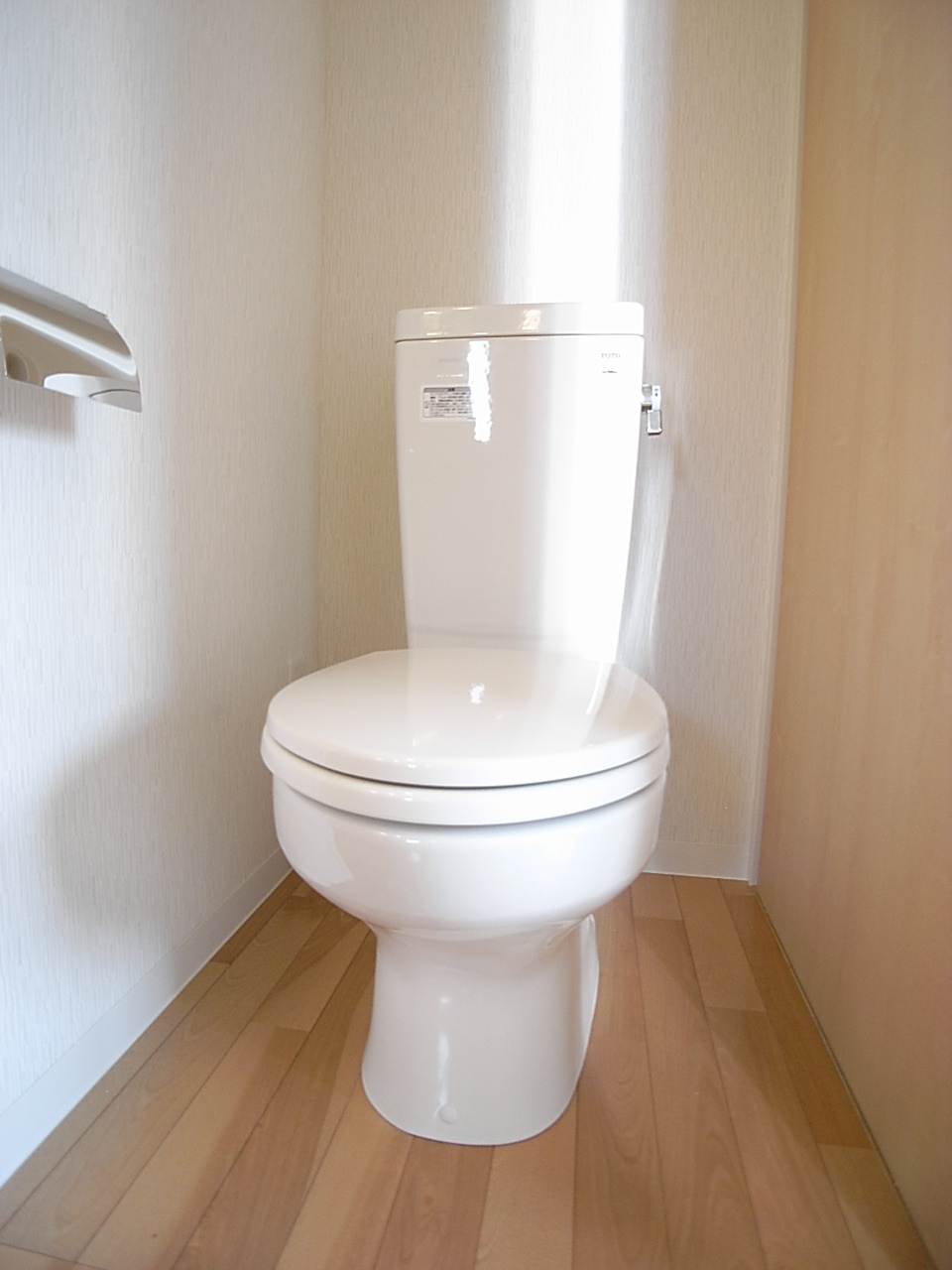 アコールティセラ初台のトイレ写真