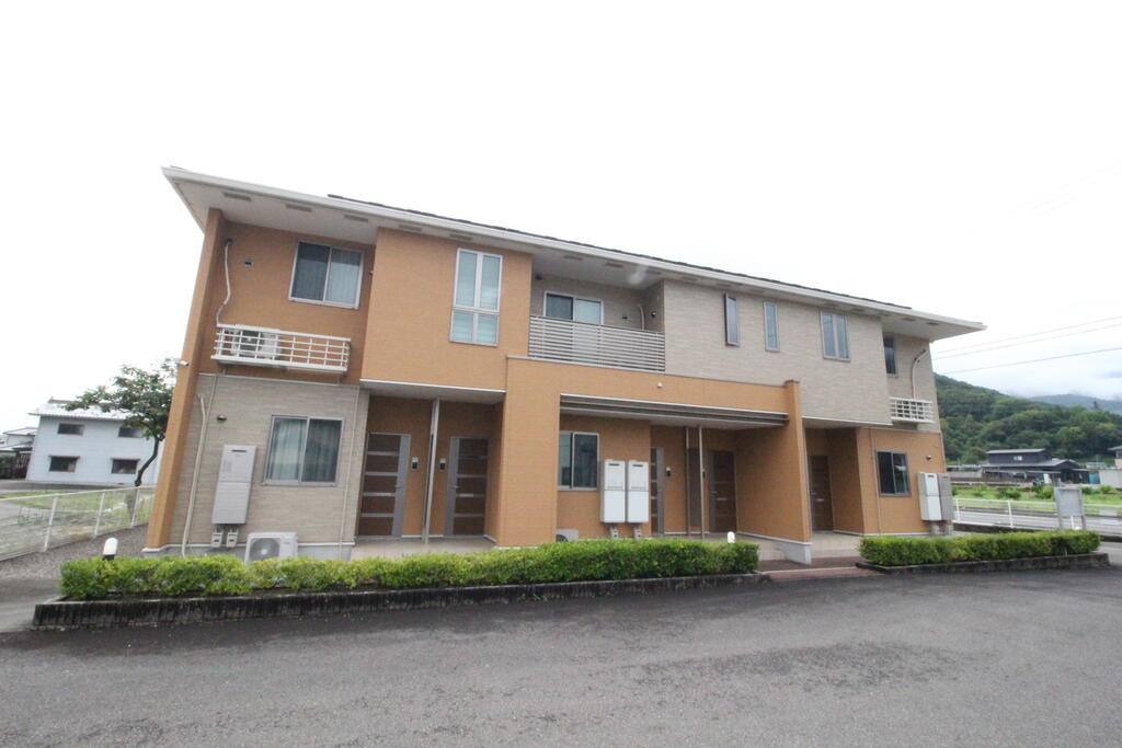 ＪＲ徳島線 三加茂駅 徒歩14分 築16年