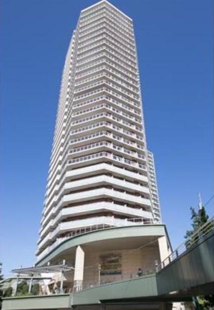 建物外観　鉄骨鉄筋コンクリート造のがっちりとした造り。