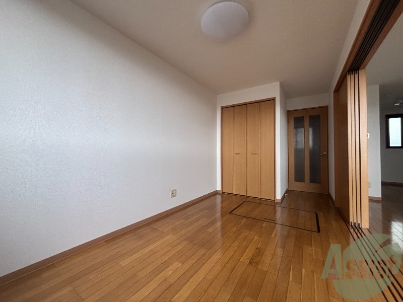 その他部屋・スペース　寝室はこのような感じになっております。イメージできますか。