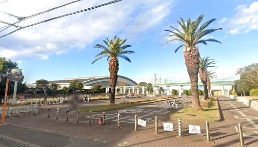 公園　鵠沼運動公園・八部球場（公園）まで855m