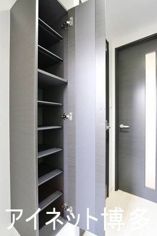 その他　シューズボックスもたっぷり収納できます