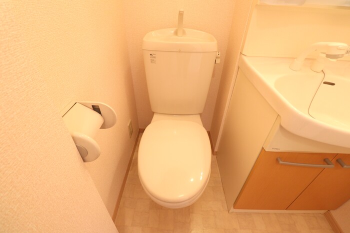J-TRADのトイレ写真