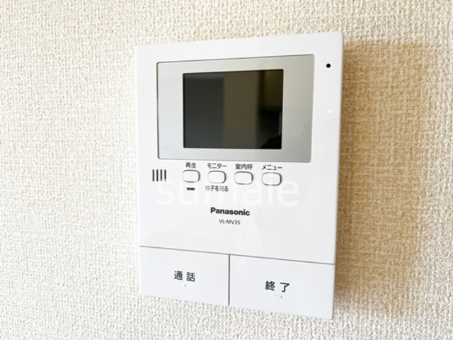 セキュリティ　モニター付きインターホン