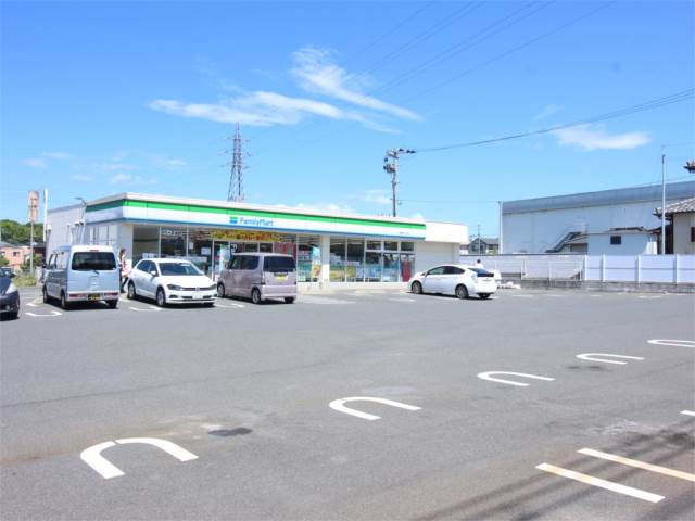 コンビニ　ファミリーマート八幡藤原1丁目店（コンビニ）まで329m