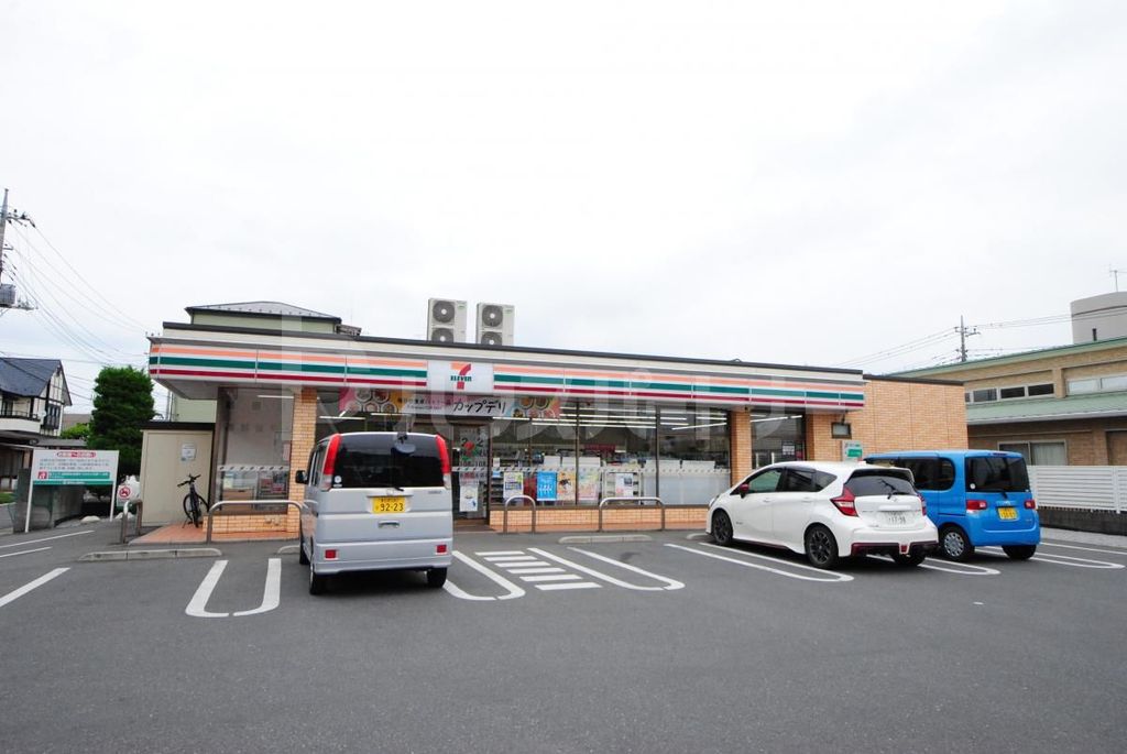 コンビニ　セブン-イレブン さいたま吉野町１丁目店（コンビニ）まで240m