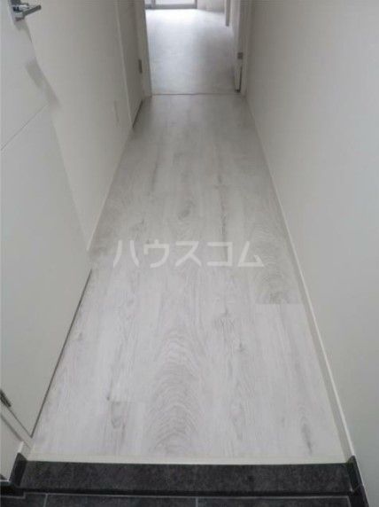 プレセダンヒルズ中野坂上の玄関写真