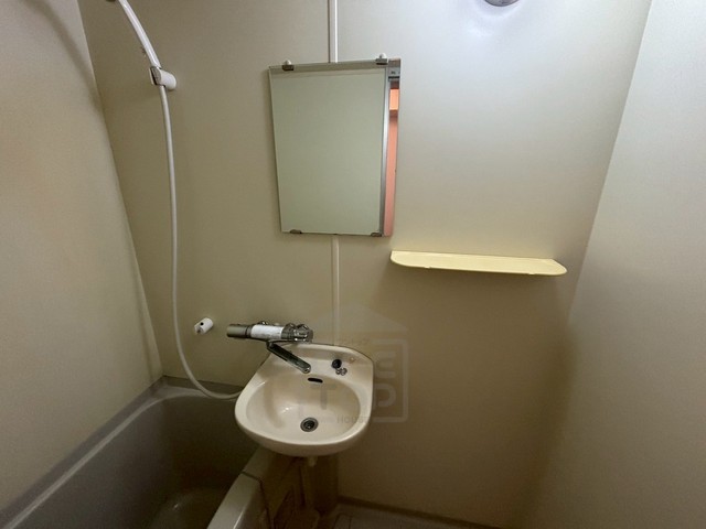 アビタシオン奈佐原A棟の内装写真