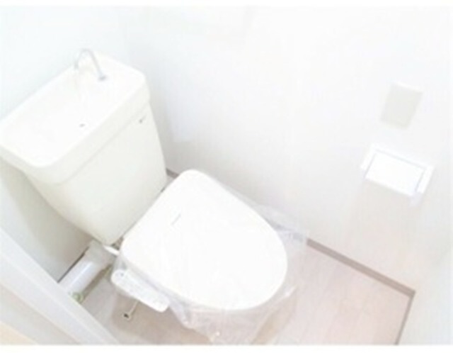 トイレ　別部屋同仕様タイプ