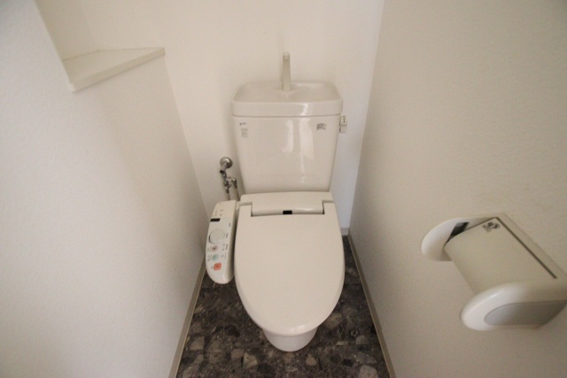 FOREST EYEのトイレ写真