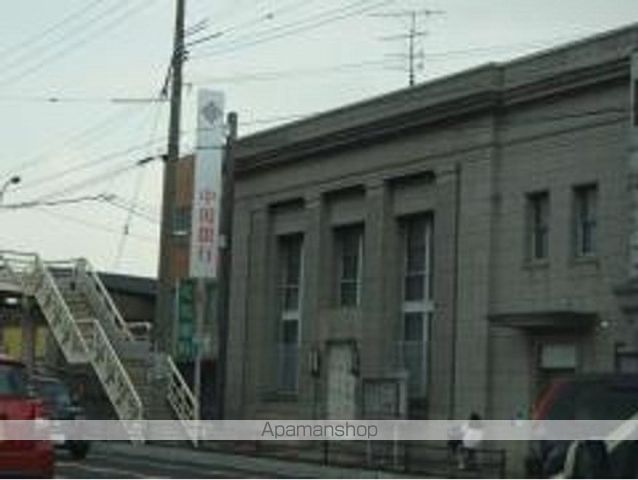銀行　中国銀行清輝橋支店（銀行）まで400m