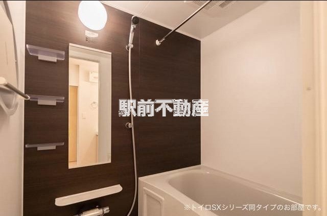 ＪＲ鹿児島本線 原田駅 徒歩13分 2階建 築4年の風呂写真