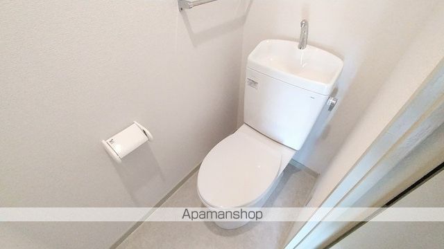地下鉄空港線 東比恵駅 徒歩16分 10階建 築42年のトイレ写真