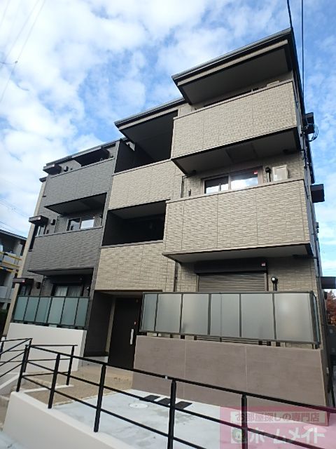 阪急宝塚線 石橋阪大前駅 徒歩15分 築9年