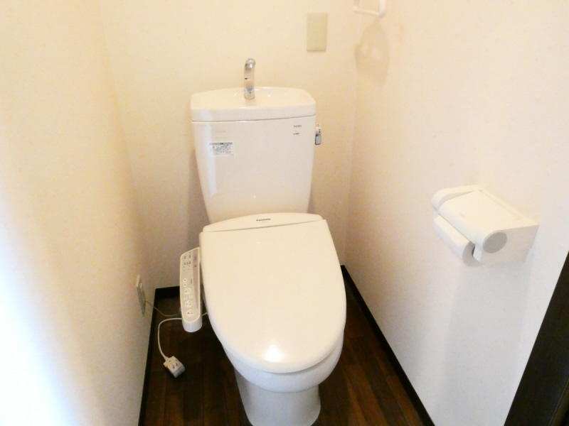 緑山荘A棟のトイレ写真