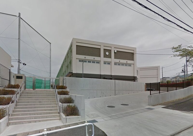 中学校　名古屋市立吉根中学校（中学校）まで836m