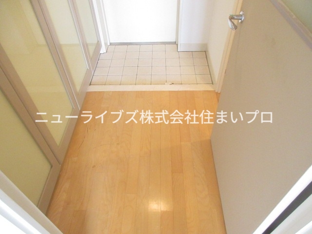 京阪本線 古川橋駅 徒歩7分 3階建 築25年の玄関写真