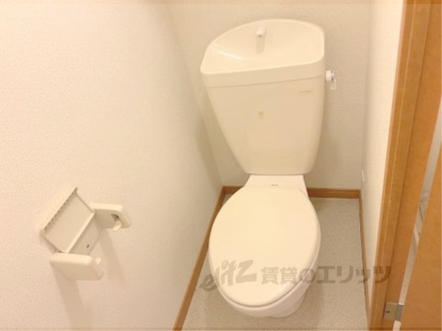 レオパレスエスポワールのトイレ写真