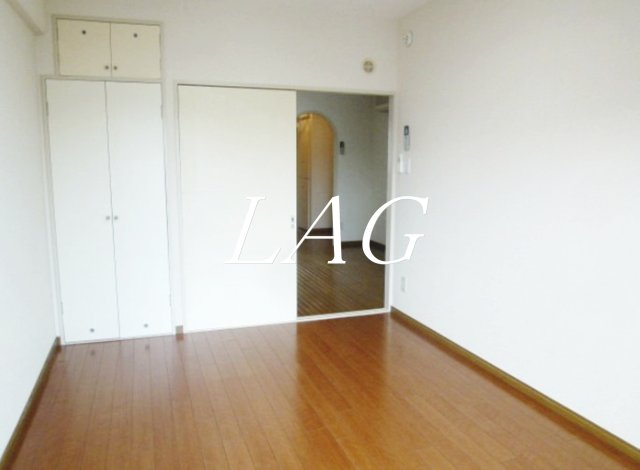 居室・リビング　洋室のお部屋です。