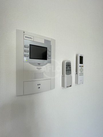 セキュリティ　Luxe難波南　モニター付きインターホン