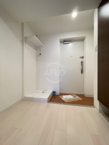 玄関　Luxe難波南　玄関