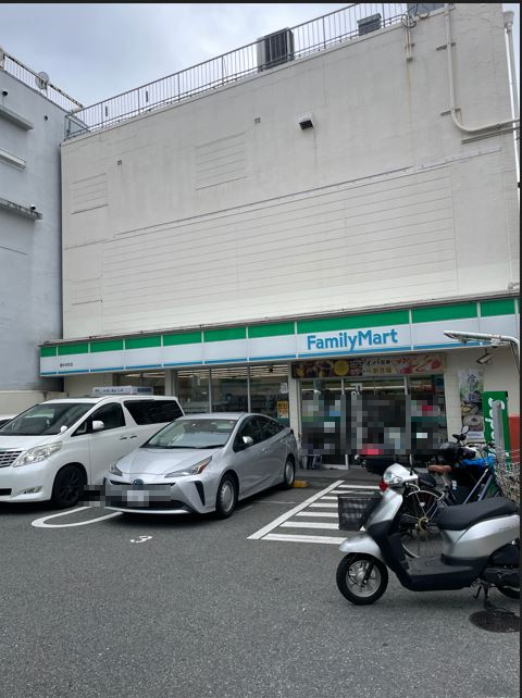 コンビニ　ファミリーマート 豊中本町店（コンビニ）まで891m