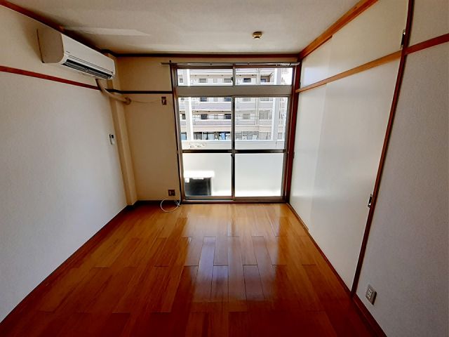 エンジェルFSIの居間写真