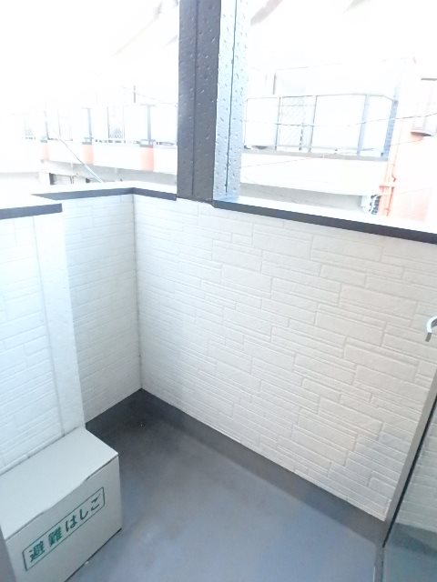 バルコニー　広いベランダ