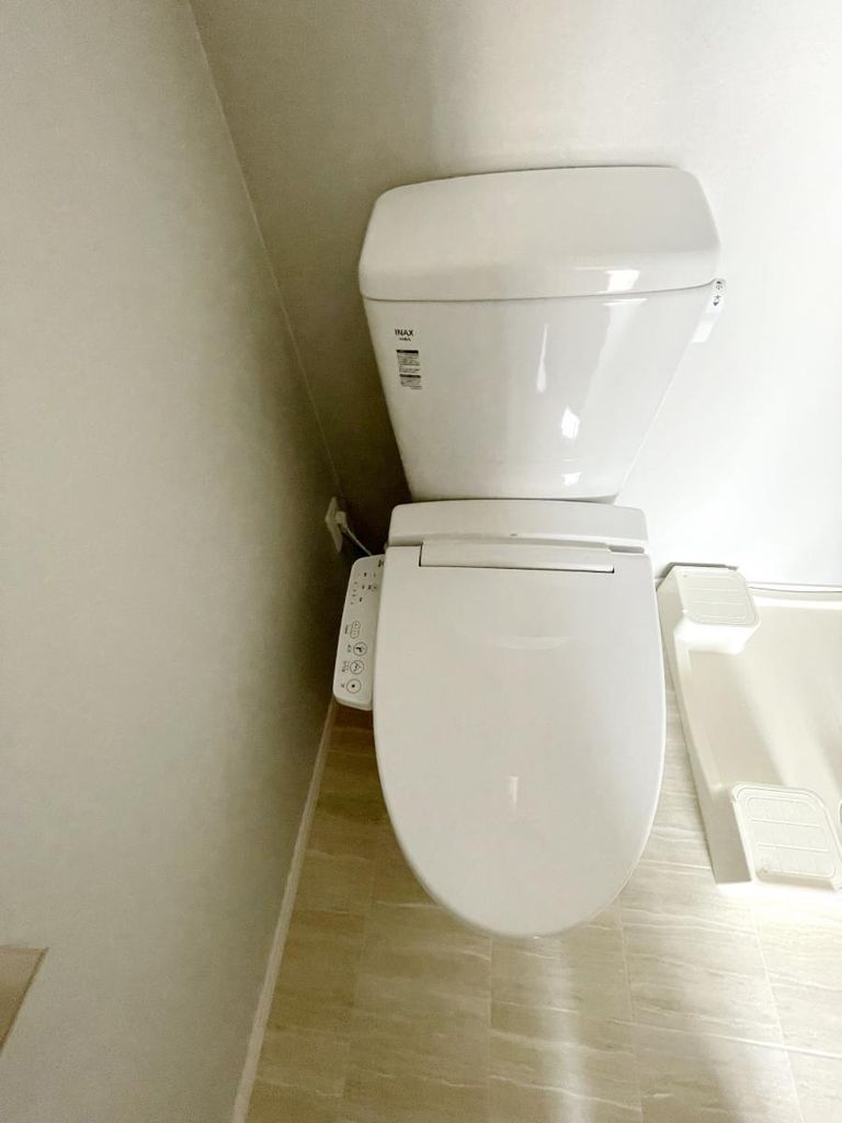 トイレ　トイレ
