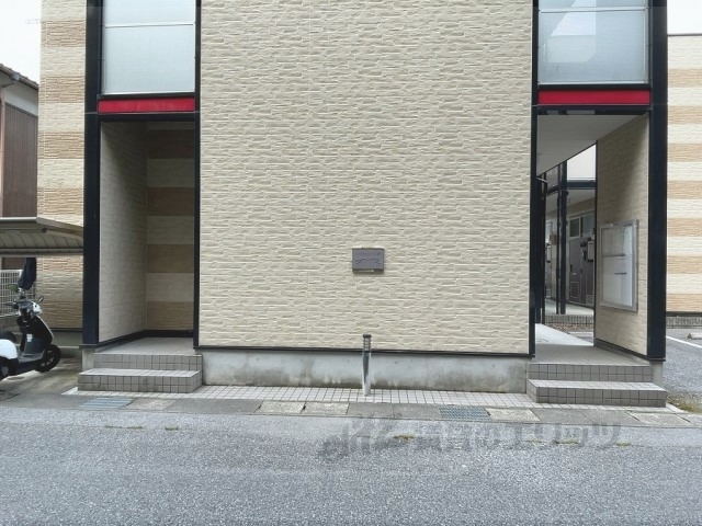 レオパレスグリーンエコー彦根の外観写真