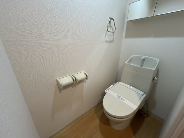 トイレ　シャワー付トイレ