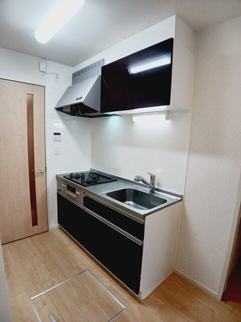 山陽電鉄本線 江井ケ島駅 徒歩5分 3階建 築8年のキッチン写真