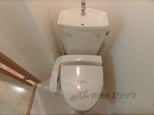 エステムコート京都烏丸2のトイレ写真