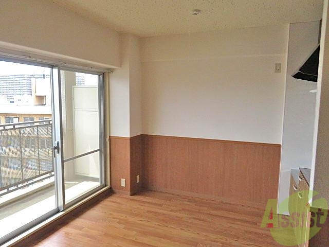 サンハイツていこくの居間写真