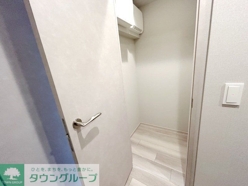 玄関　お部屋探しは株式会社　タウンハウジング　までお気軽にお問合…