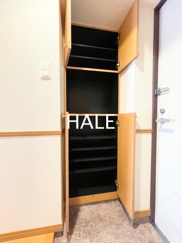 玄関　別号室類似