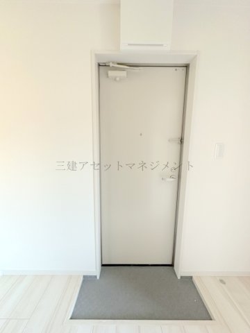 メルディア北綾瀬IIIの玄関写真
