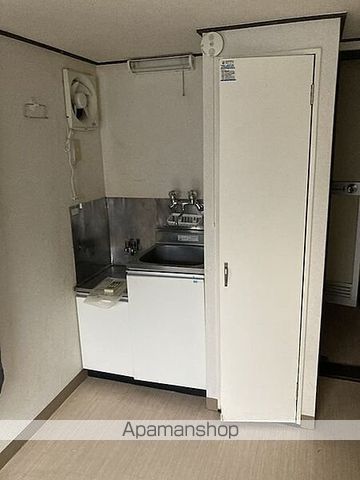 西武新宿線 野方駅 徒歩7分 2階建 築41年のキッチン写真