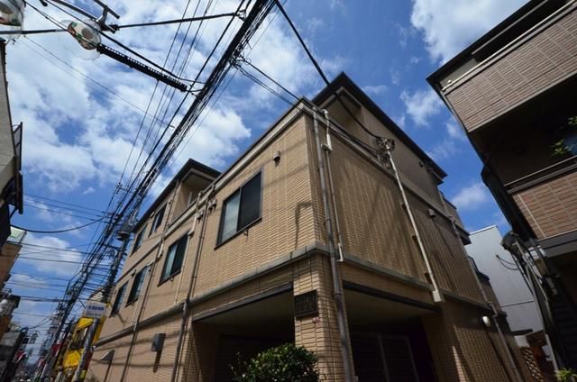 建物外観　★駅から安全ルートで帰れます