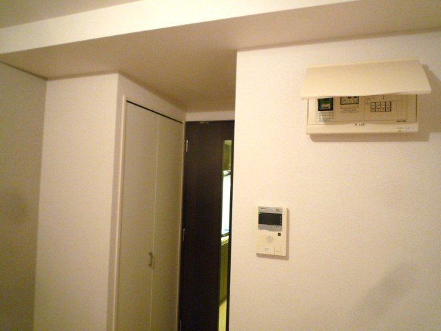 居室・リビング　☆明るい洋室☆